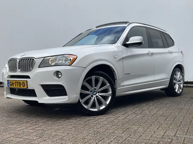 BMW X3 view 13