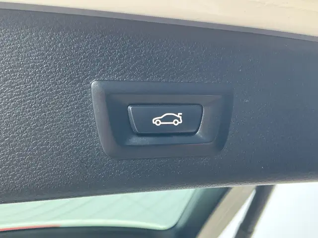 BMW X3 view 10