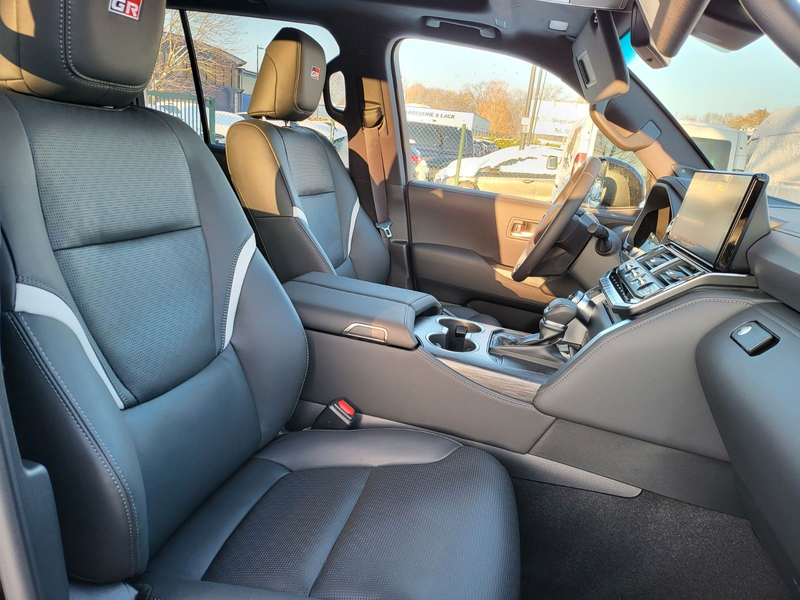 Toyota Land Cruiser 300 GAZOO Racing+SPORT+Neu2024+415HP+TwinTURBO — photo 13