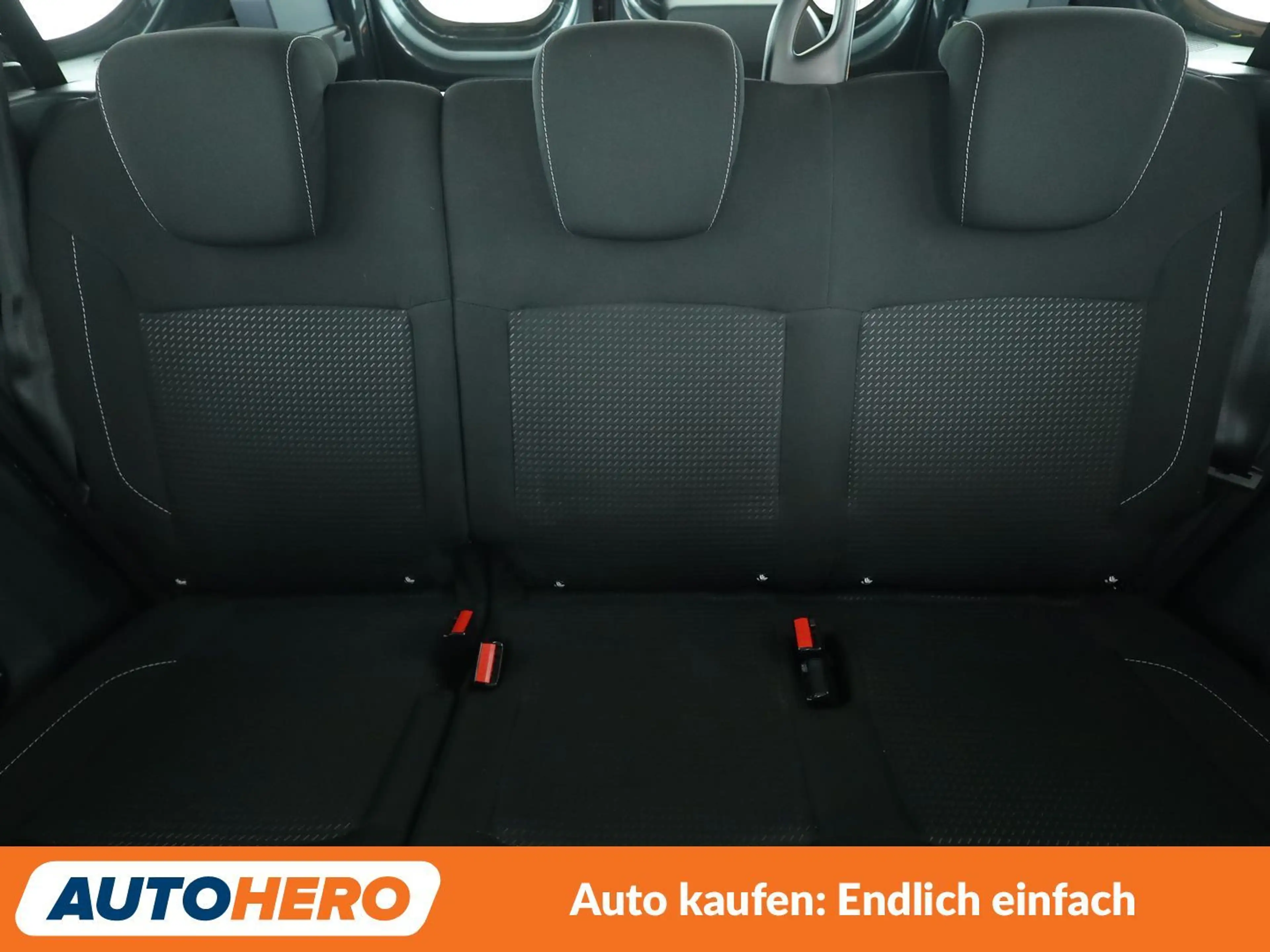 Dacia Dokker 1.2 TCe Laureate*NAVI*SHZ*AHK*KLIMA*TEMPO* — photo 15