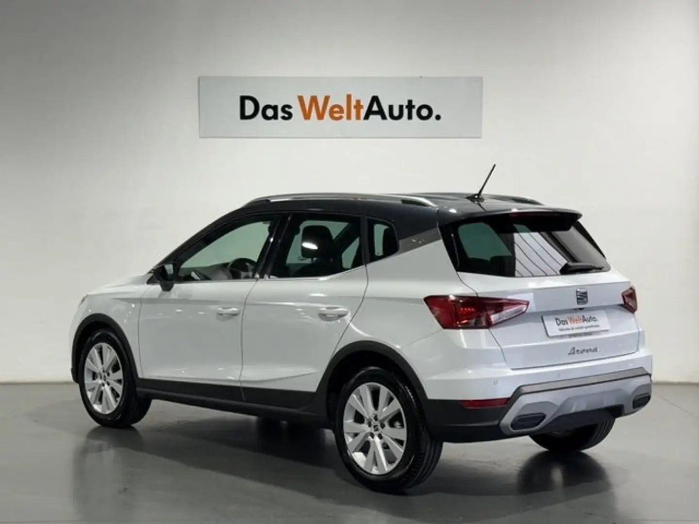 SEAT Arona 1.0 TSI S&S X-perience DSG7 115 Blanco - 2