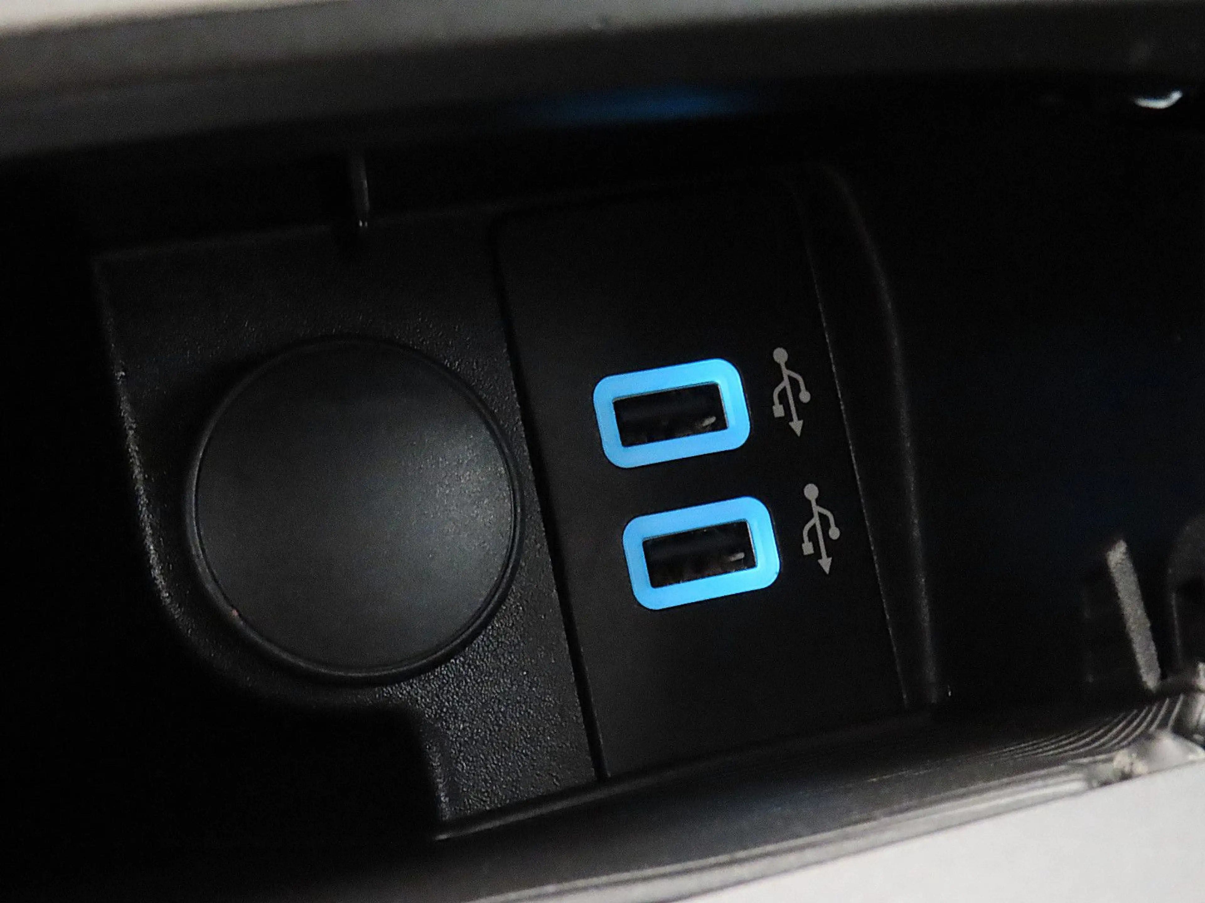 Ford Galaxy 2.5 Duratec Hybrid Automatik 7-Sitzer — photo 14