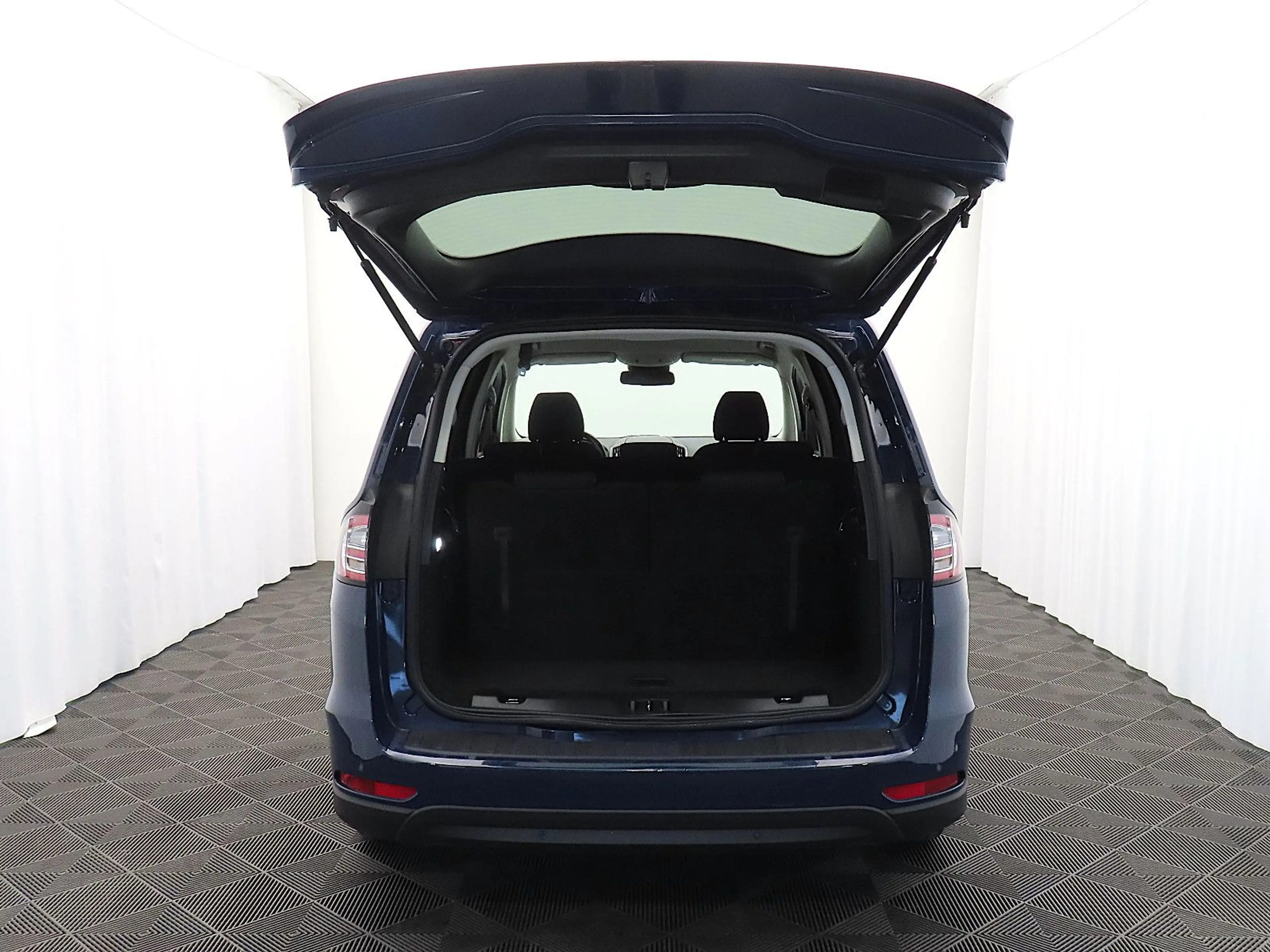 Ford Galaxy 2.5 Duratec Hybrid Automatik 7-Sitzer — photo 12