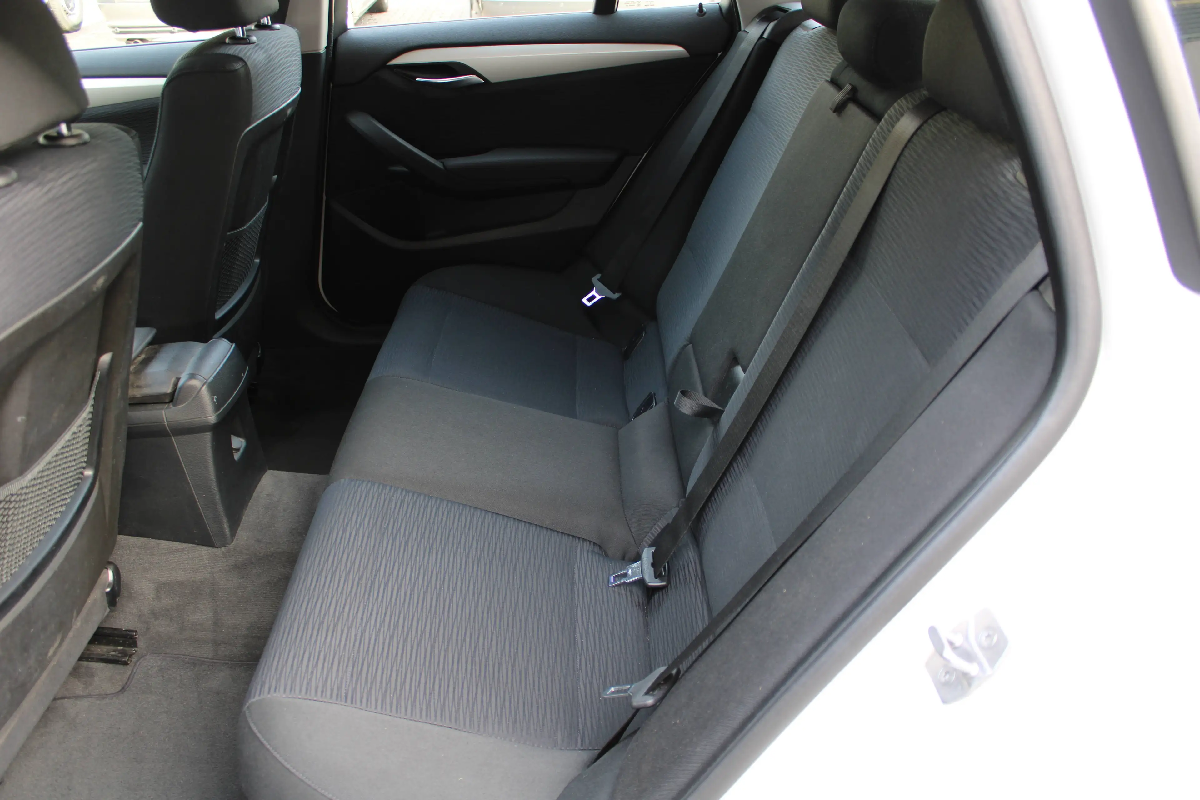BMW X1 sDrive 18 i Aus 1. Hand — photo 9