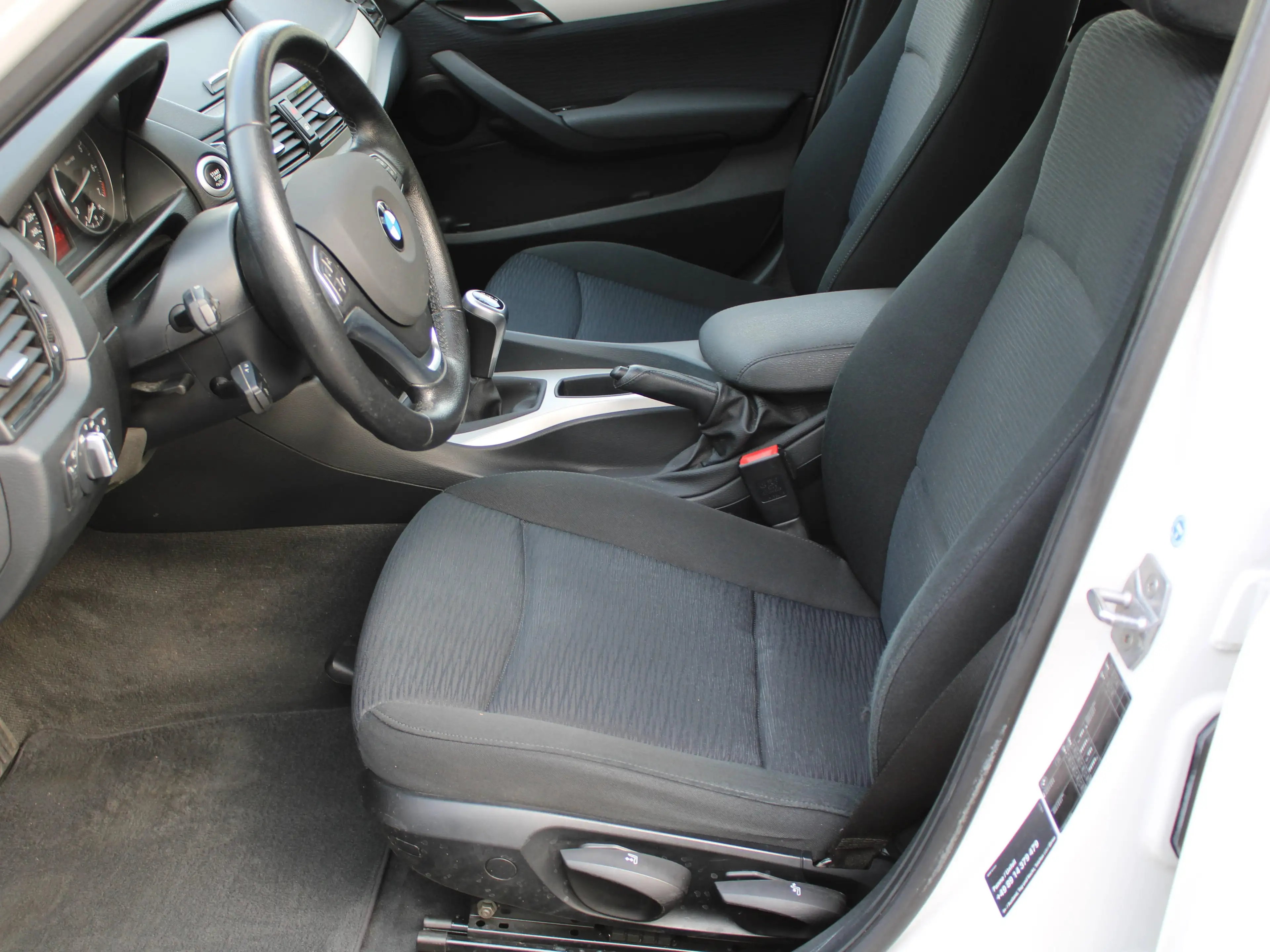 BMW X1 sDrive 18 i Aus 1. Hand — photo 5