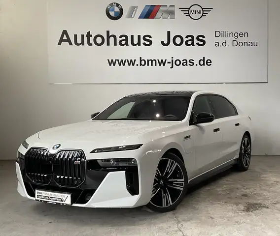 BMW 760 M760e xDrive |Lounge Seating |Fond-Entertainment |