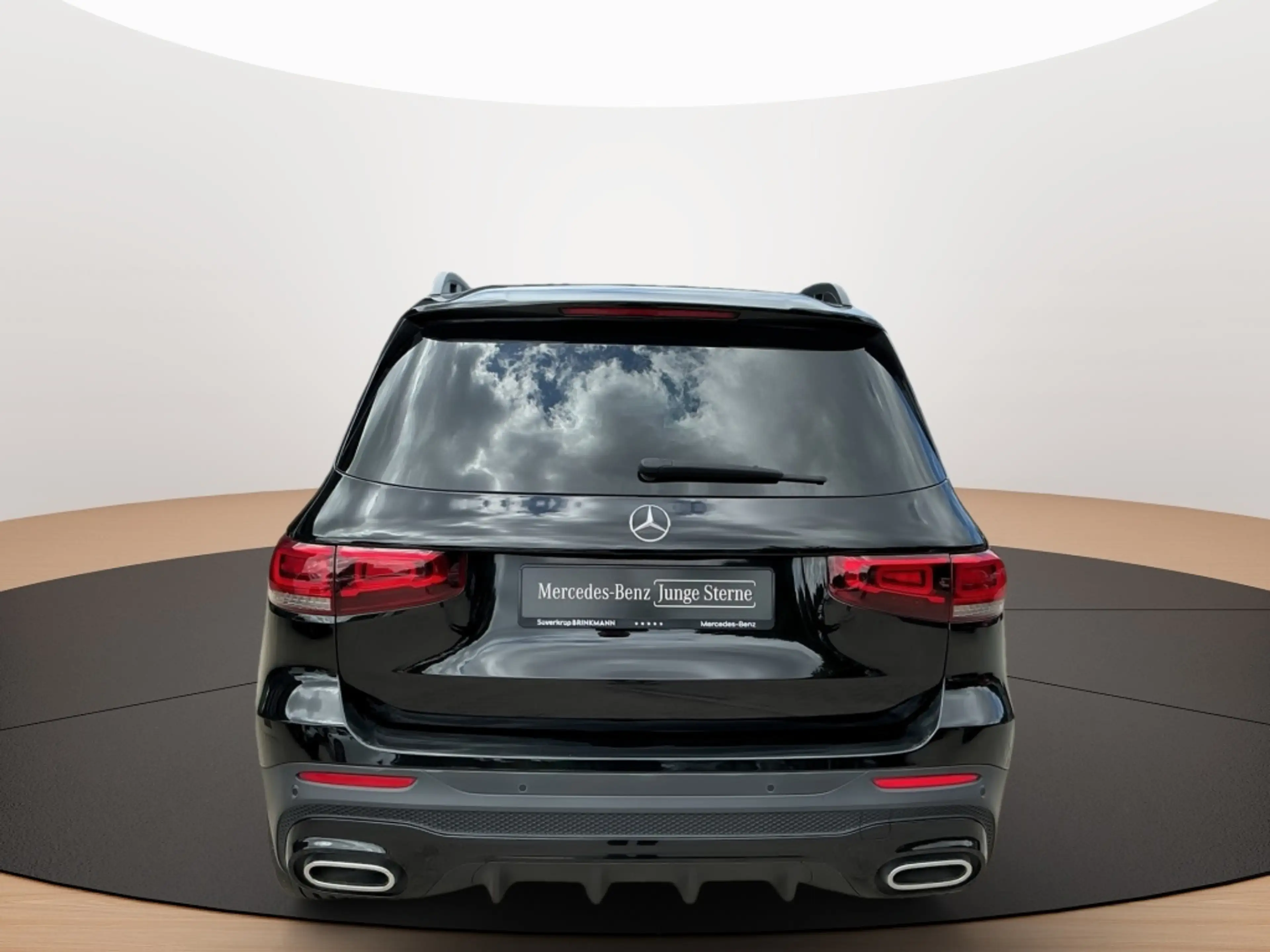 Mercedes-Benz GLB 200 AMG NIGHT MULTI KAMERA PANO SPUR PDC SHD — photo 8