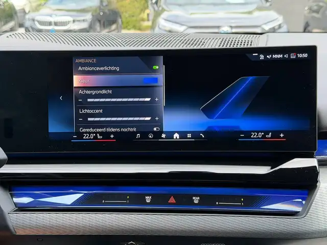 BMW 5 Series view 13