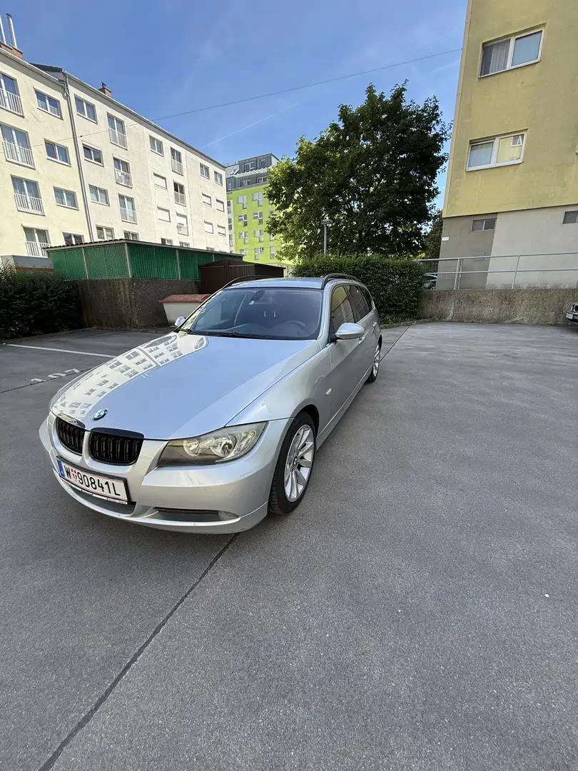 BMW 325 325d DPF Touring - 1