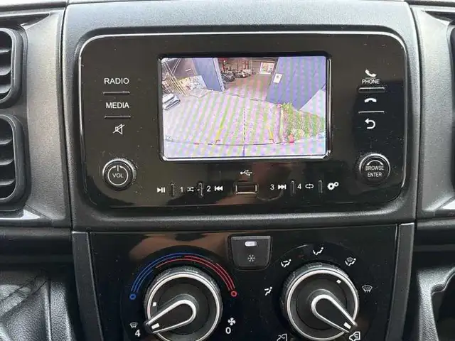 Peugeot Boxer view 17