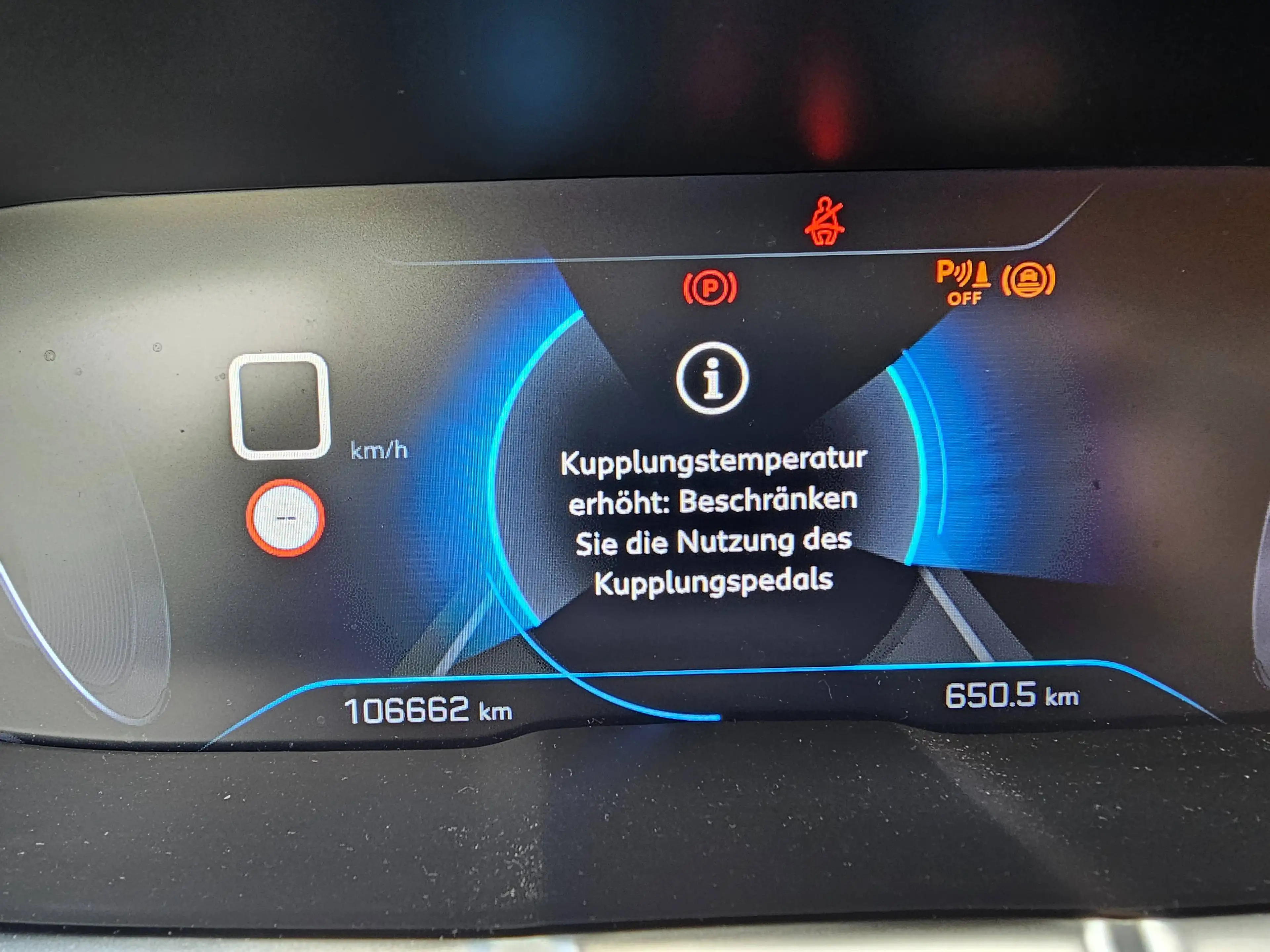 Peugeot 5008 Allure — photo 13
