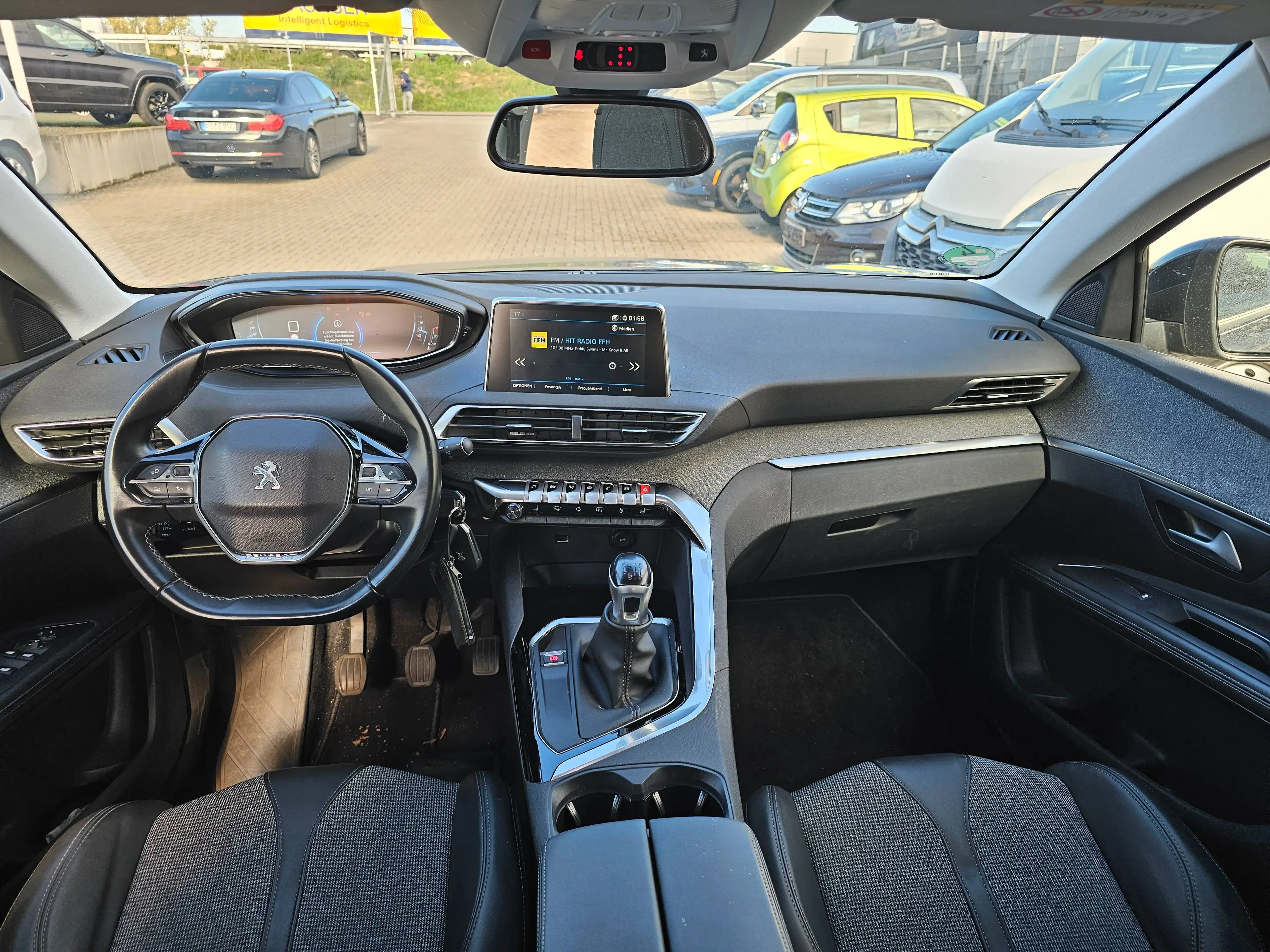 Peugeot 5008 Allure — photo 14