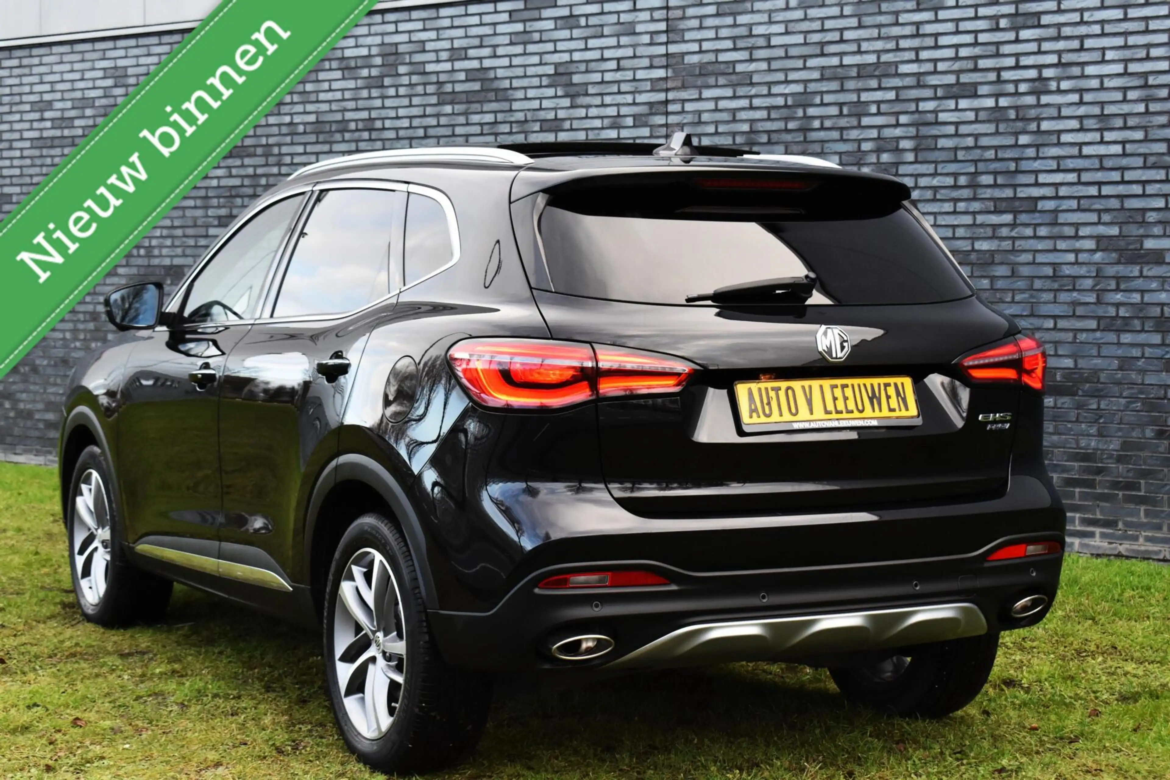 MG EHS 1.5 TGDI Luxury Plug In Hybrid PANORAMADAK/LEDER/D — photo 2