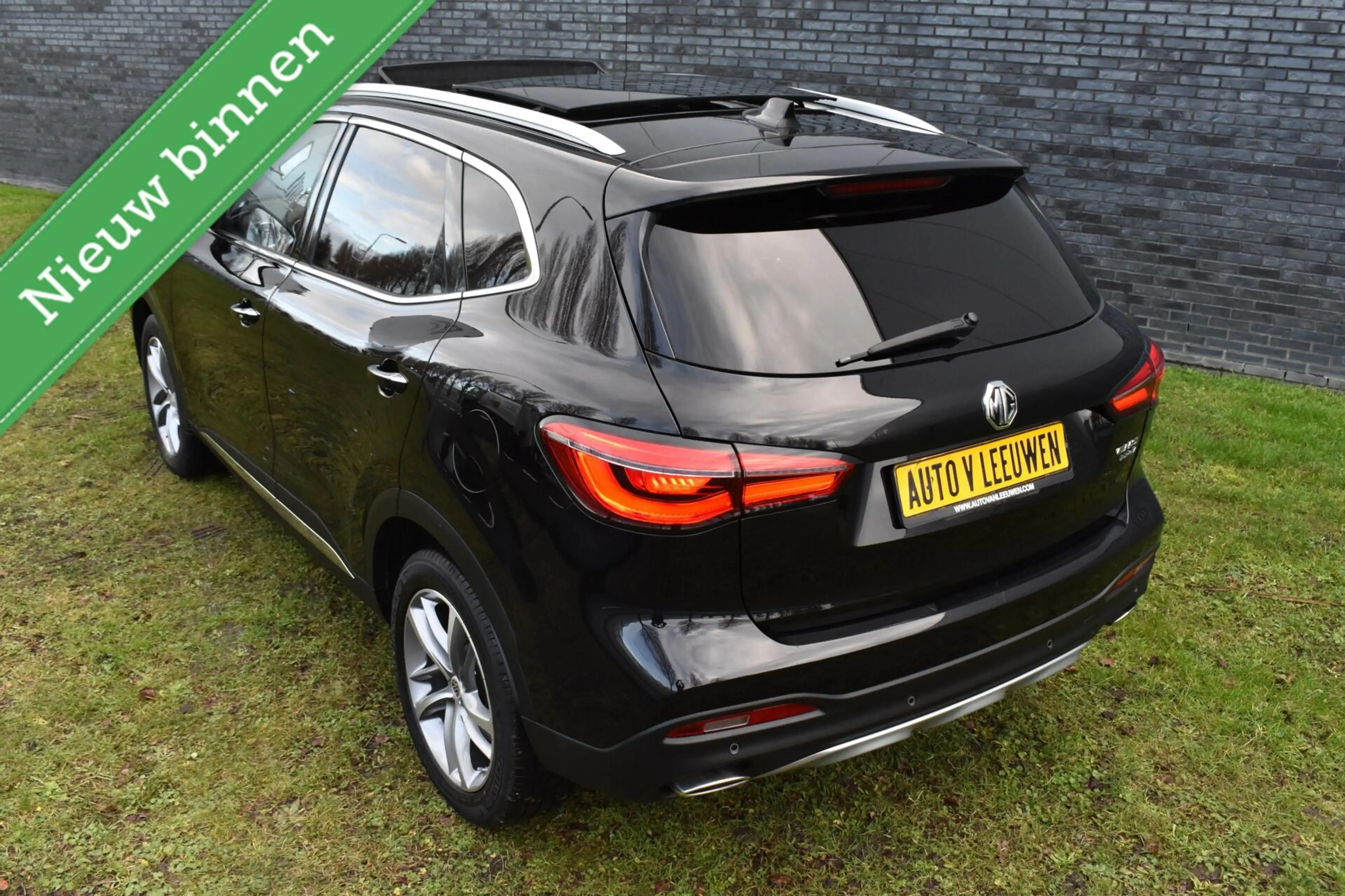 MG EHS 1.5 TGDI Luxury Plug In Hybrid PANORAMADAK/LEDER/D — photo 27
