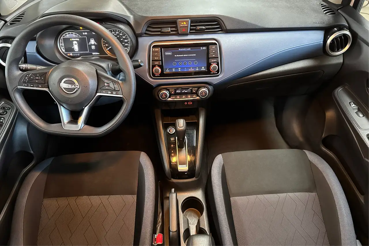 Nissan Versa photo Nissan Versa
