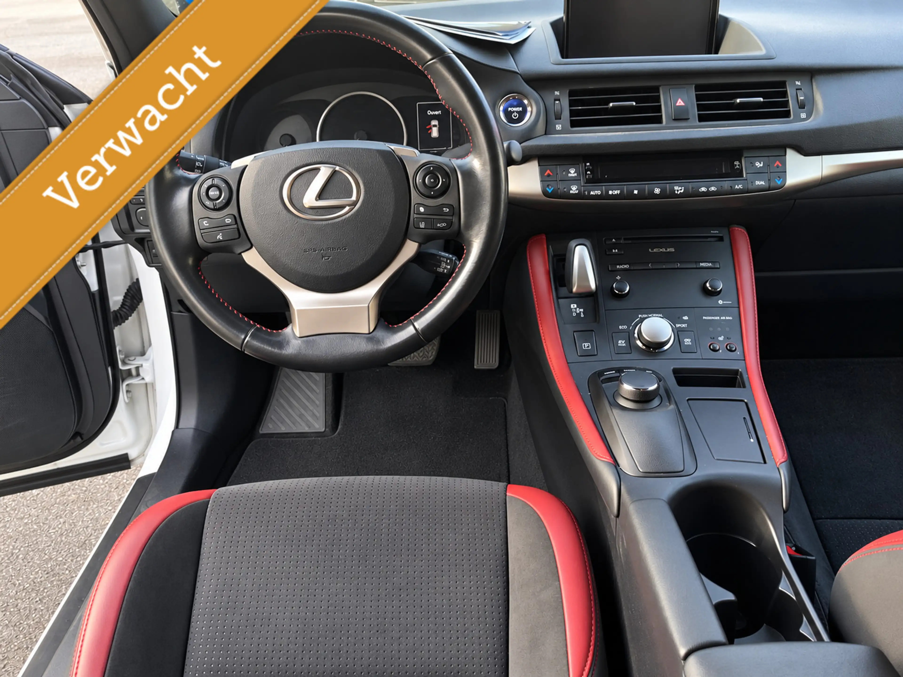 Lexus CT 200h Amazing Edition LED/NAVI/STOELVERW./PDC/ETC.! — photo 6