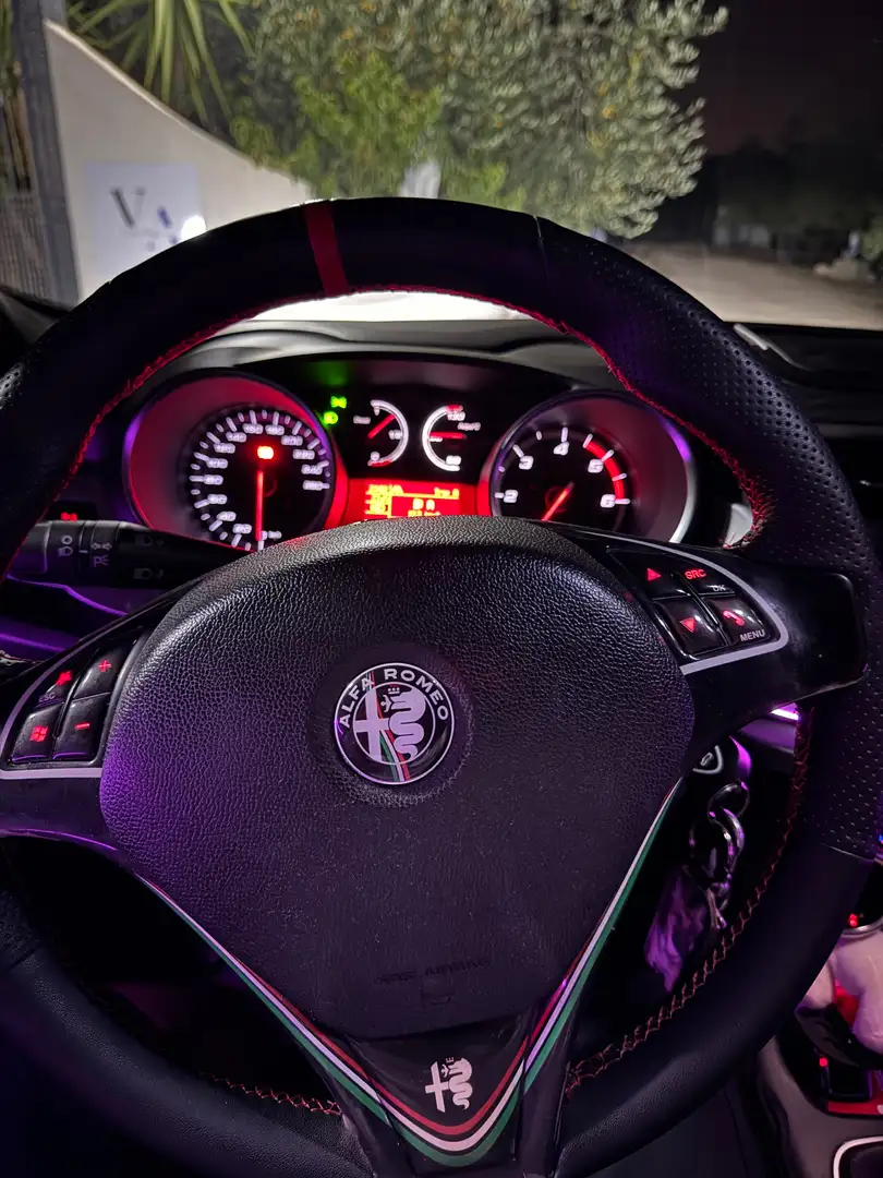 Alfa Romeo Giulietta Giulietta III 2010 1.6 jtdm(2) Exclusive - 2