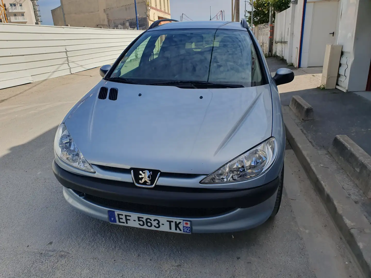 Peugeot 206 1.1i Pop Art Grijs - 1