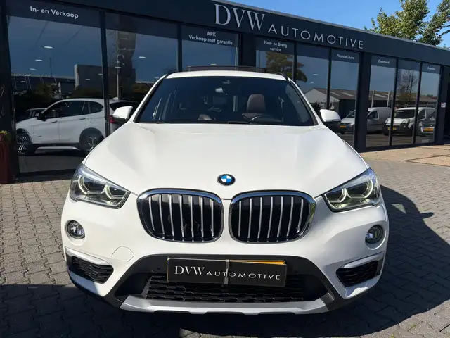 BMW X1 view 6