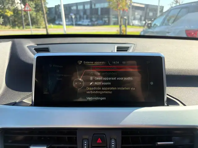 BMW X1 view 16