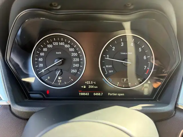 BMW X1 view 11