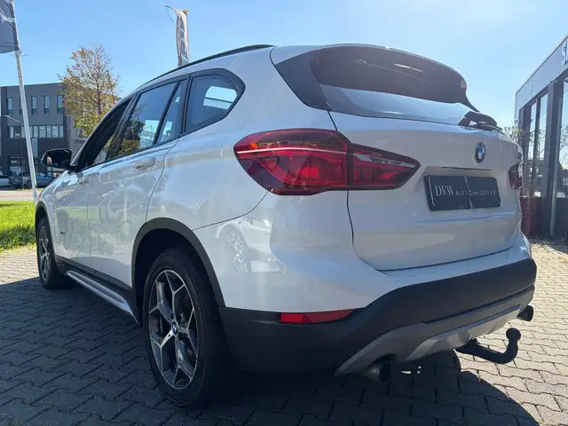 BMW X1 view 2