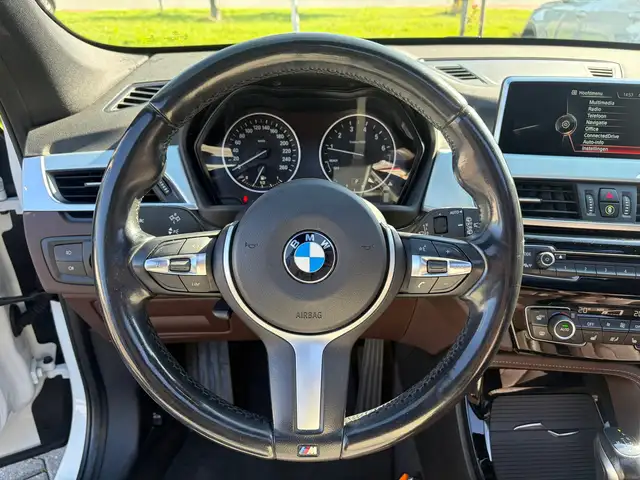BMW X1 view 9