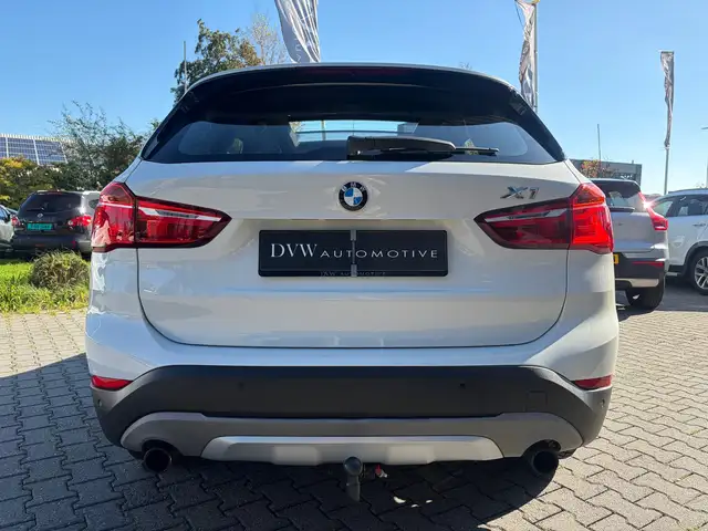 BMW X1 view 3
