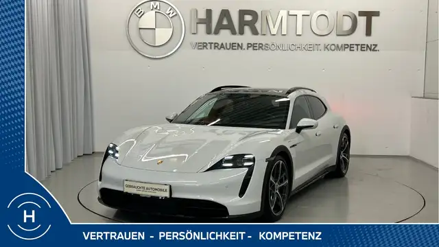 Porsche Taycan 4 Cross Turismo *Lift / Panorama / Memory / 360* Kamera*
