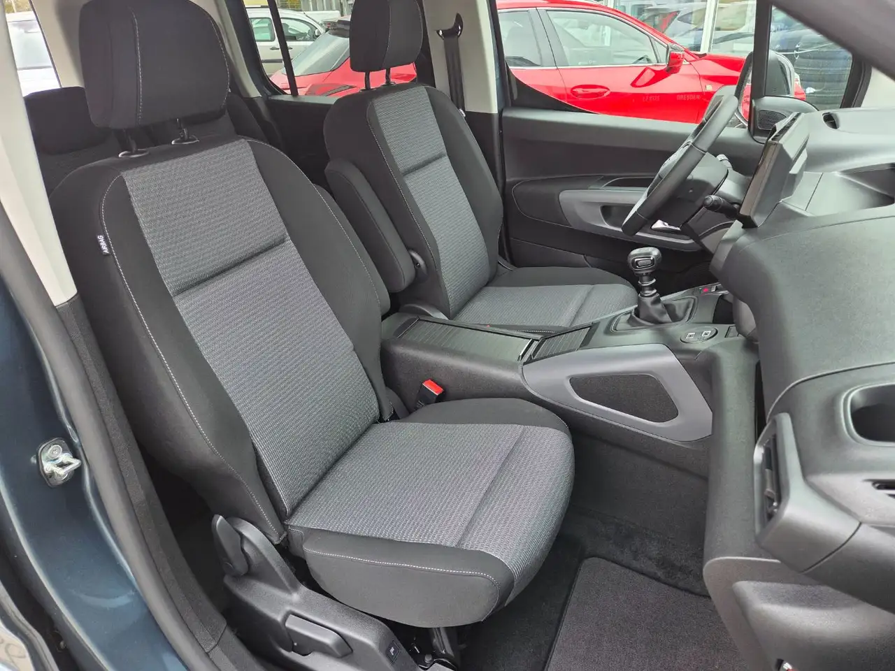 Toyota Proace City Verso 1.2 L1 Teamplayer LED 12