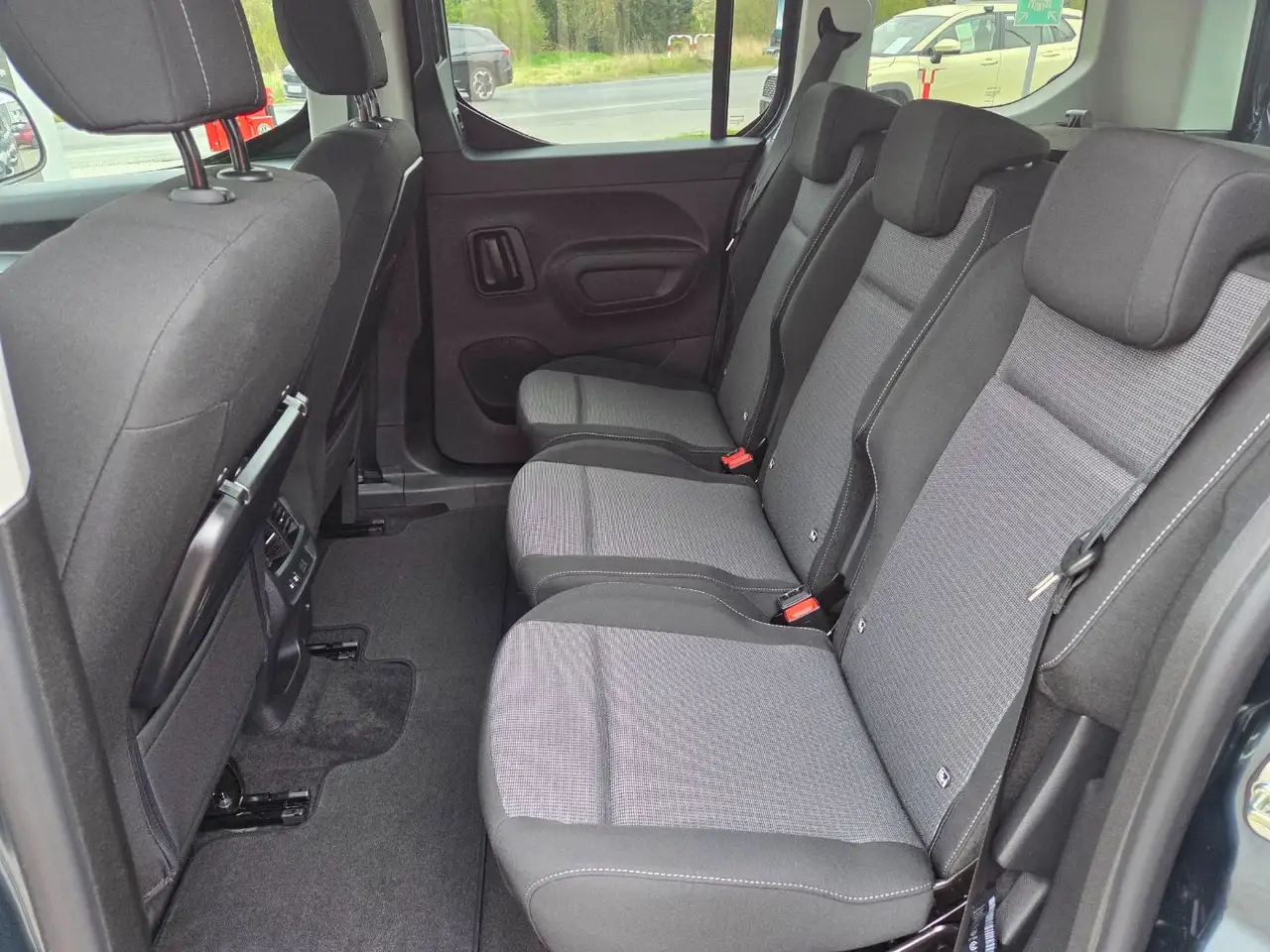 Toyota Proace City Verso 1.2 L1 Teamplayer LED 10