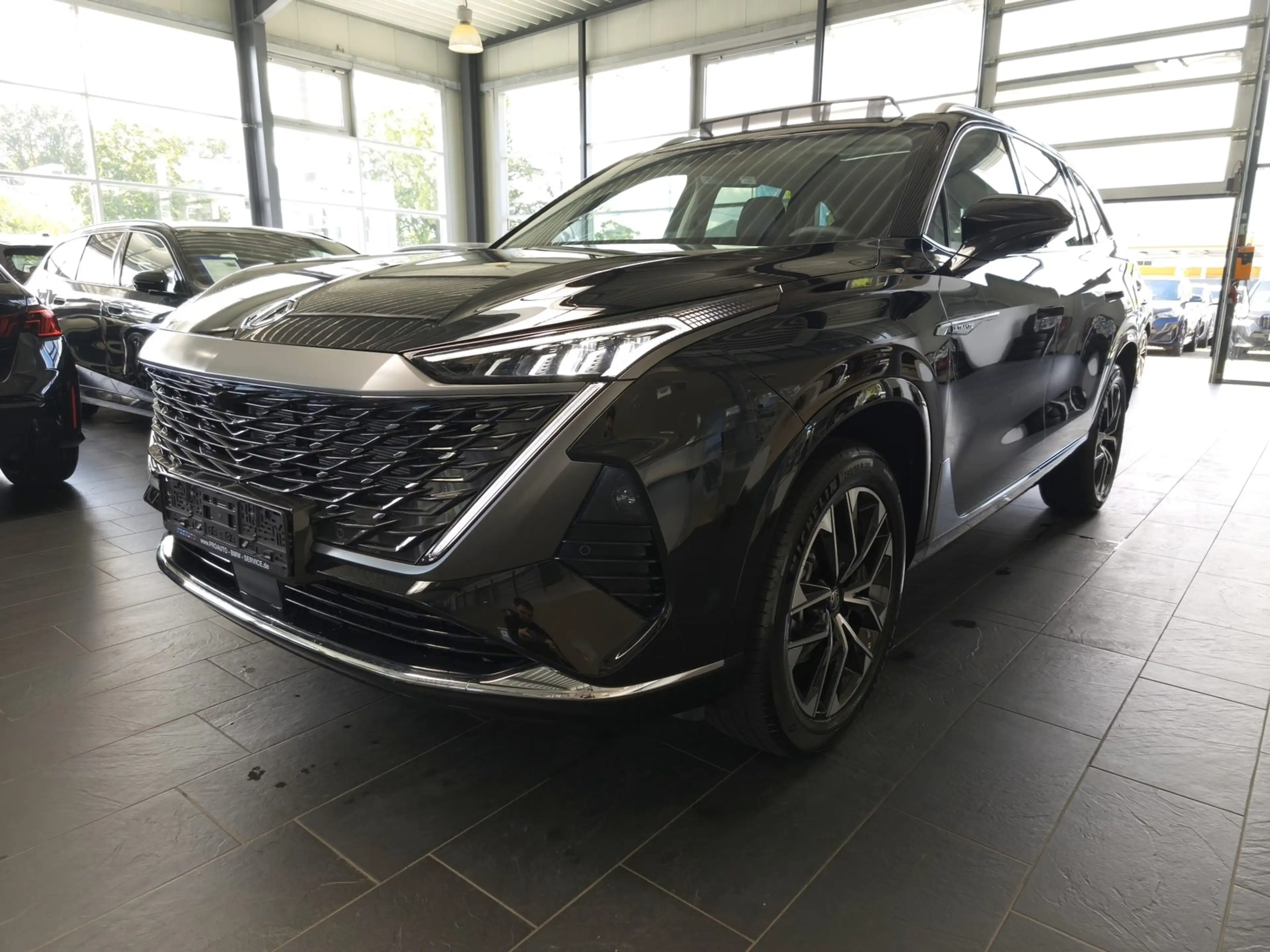 MG S9 Premium 1.5T PHEV 7SITZE/LED/PANO/|360° — photo 3