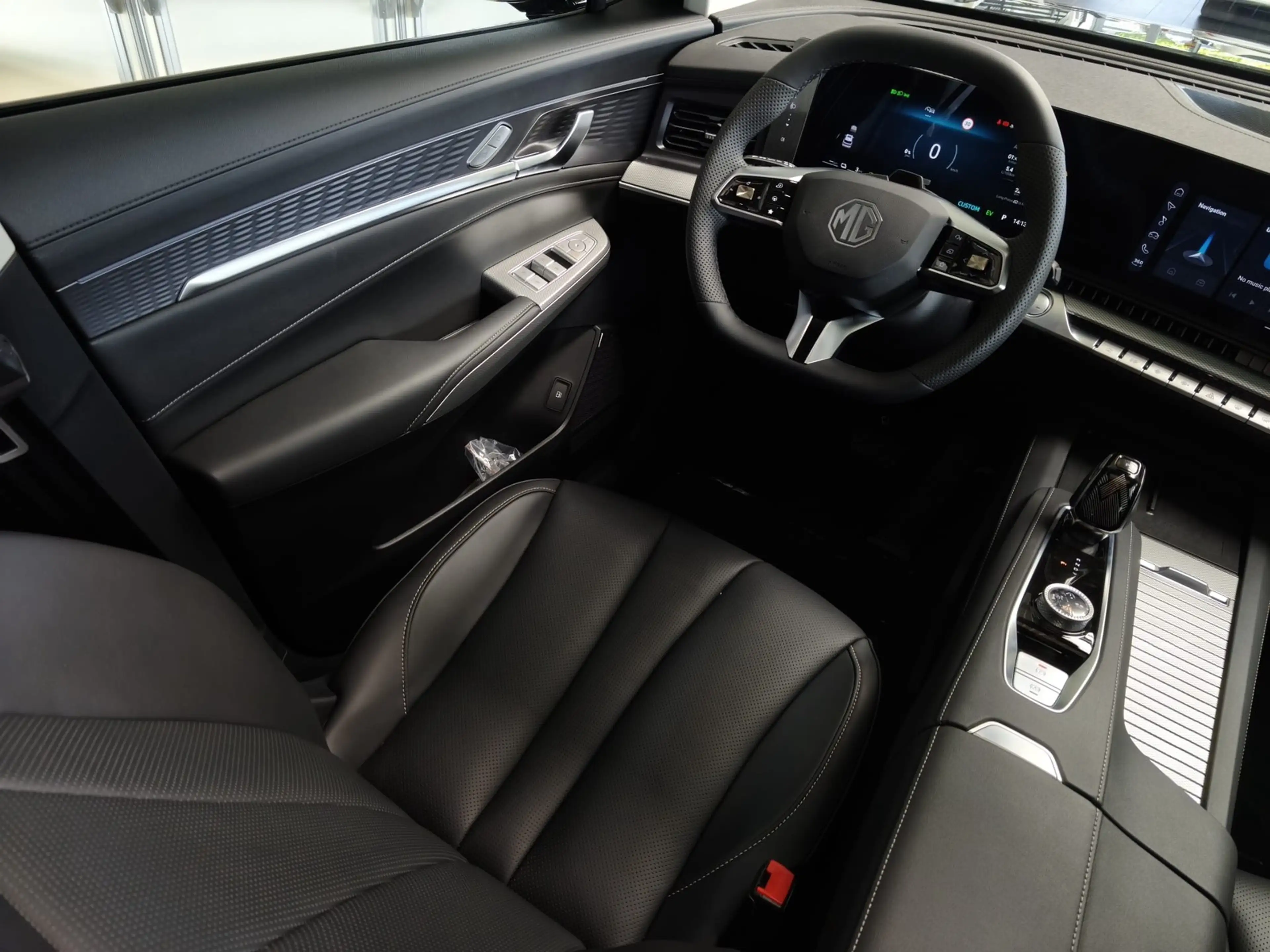 MG S9 Premium 1.5T PHEV 7SITZE/LED/PANO/|360° — photo 9