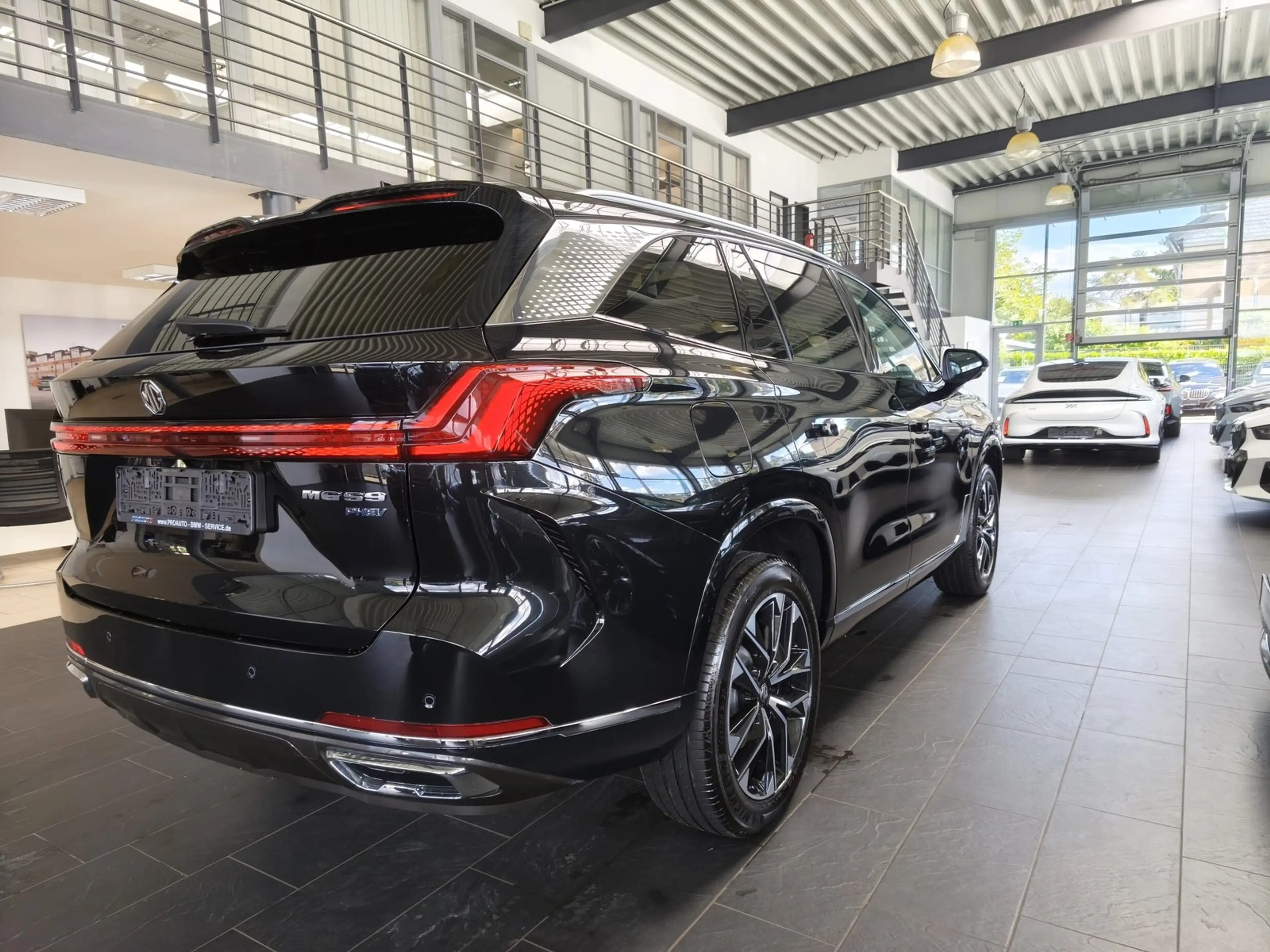 MG S9 Premium 1.5T PHEV 7SITZE/LED/PANO/|360° — photo 7