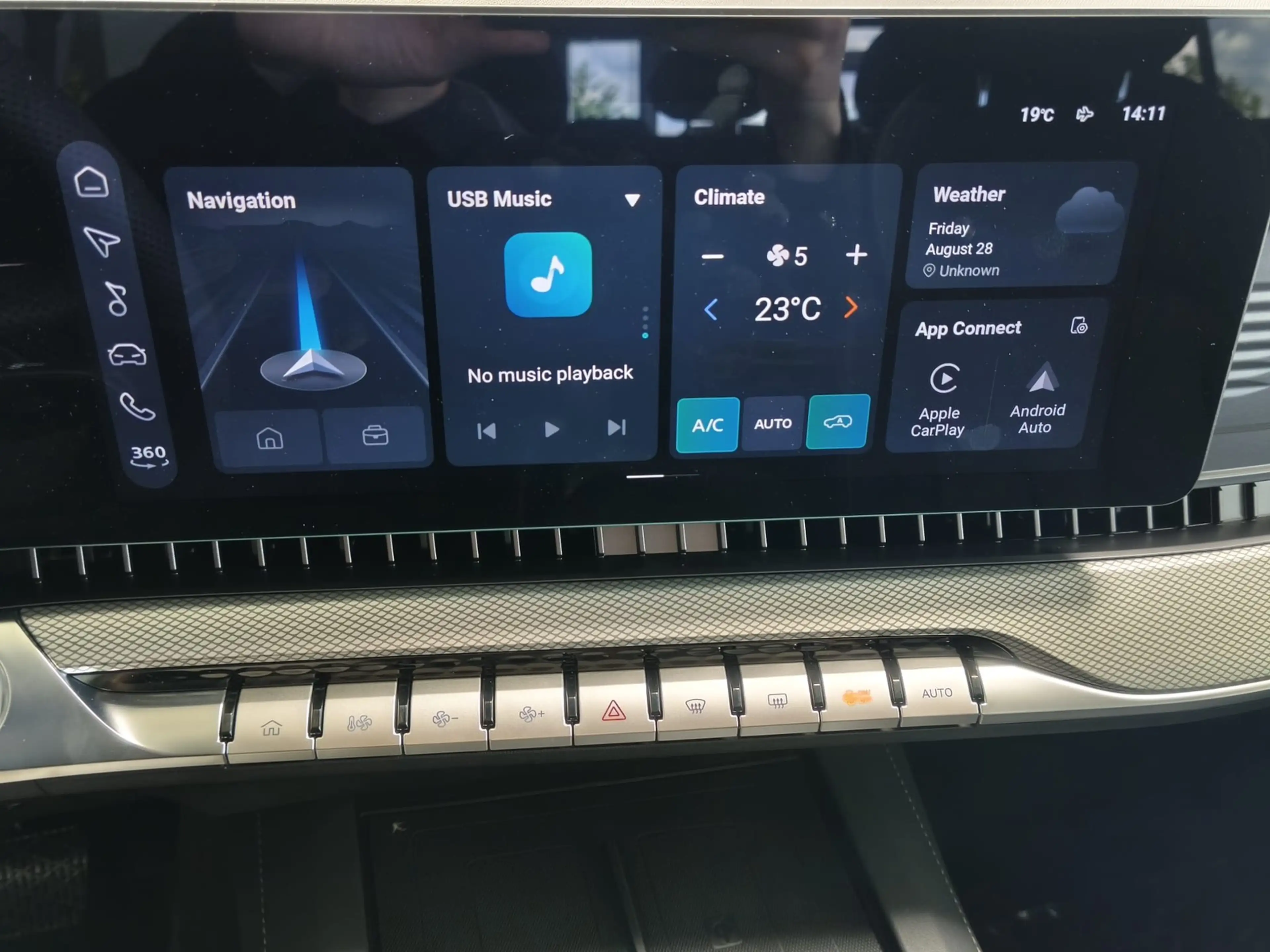 MG S9 Premium 1.5T PHEV 7SITZE/LED/PANO/|360° — photo 12