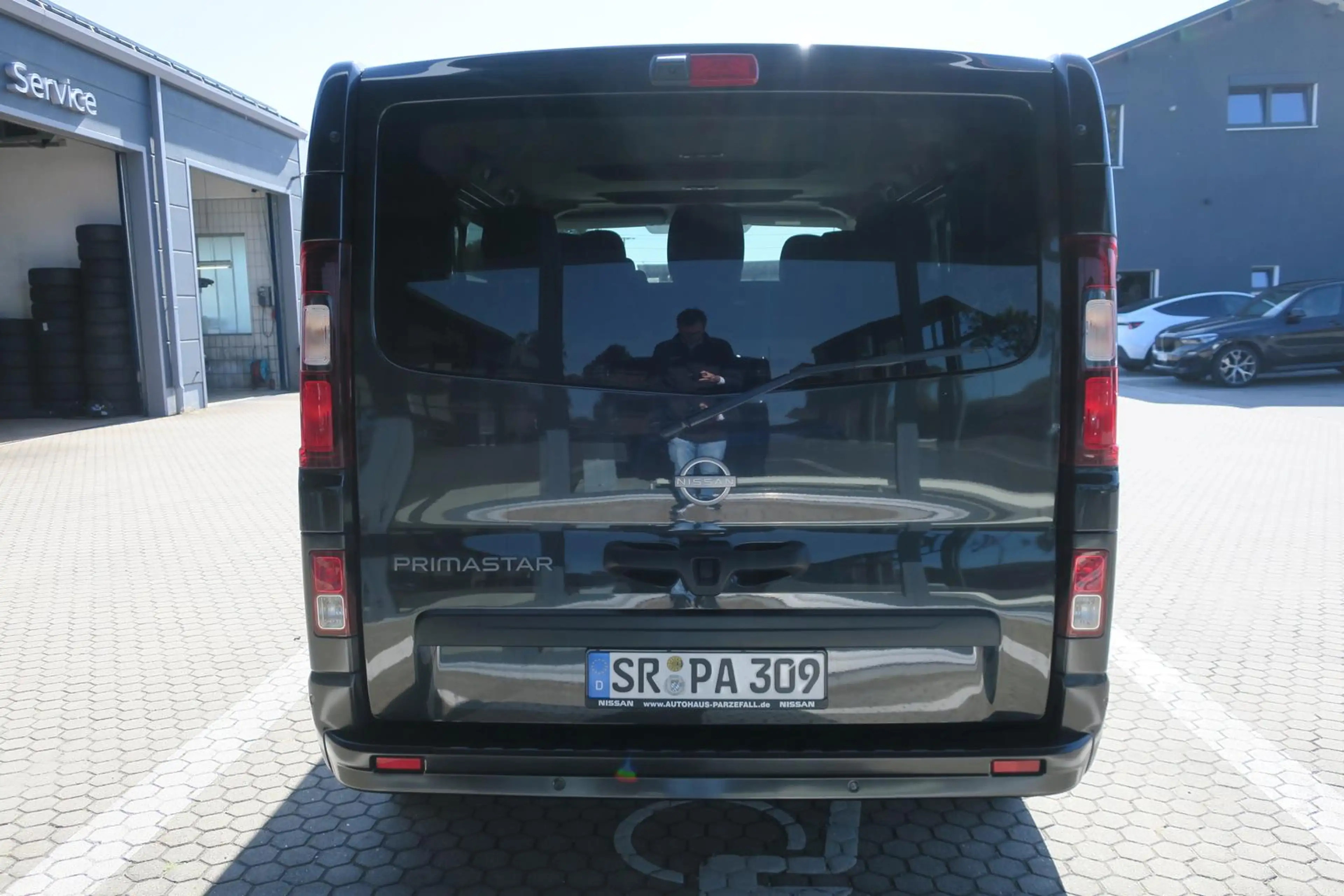 Nissan Primastar Kombi L1H1 dCi 170 AT TEKNA 9-SITZER — photo 6