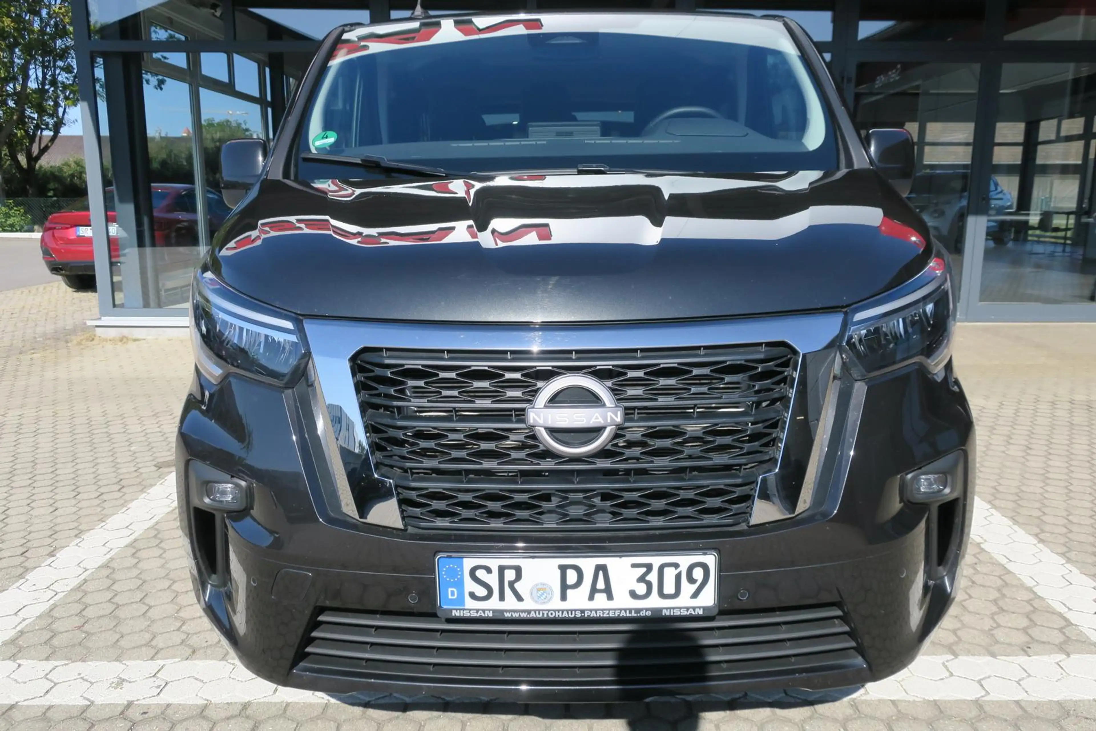 Nissan Primastar Kombi L1H1 dCi 170 AT TEKNA 9-SITZER — photo 4