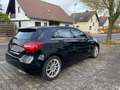 Mercedes-Benz A 180 A 180 7G-DCT Urban Schwarz - thumbnail 3