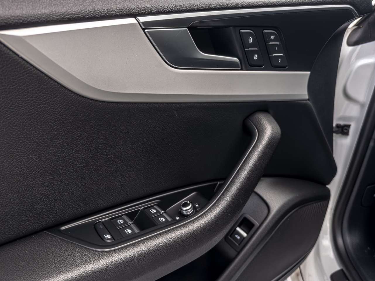 2019 Audi A5 Komfort 45 TFSI quattro thumb 8
