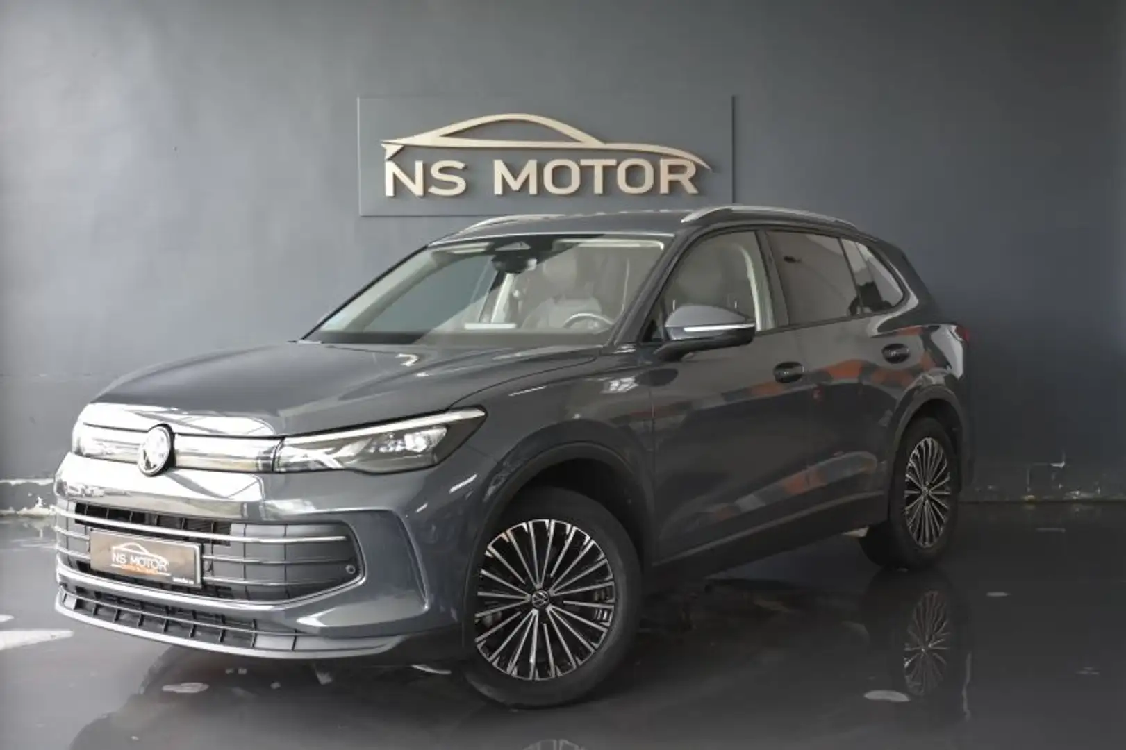 Volkswagen Tiguan 2.0TDI Life DSG 110kW Gris - 1