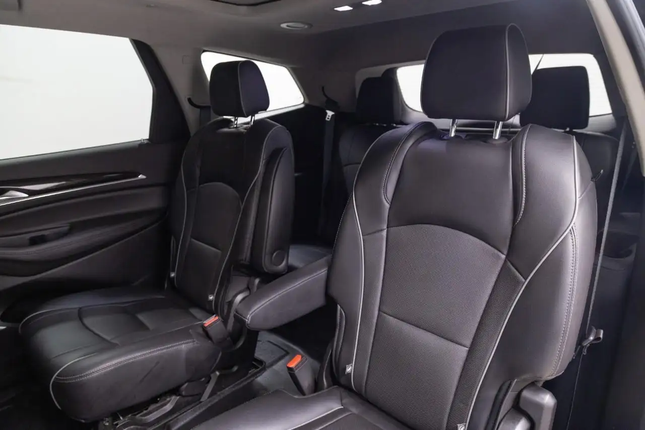Buick Enclave снимка Buick Enclave