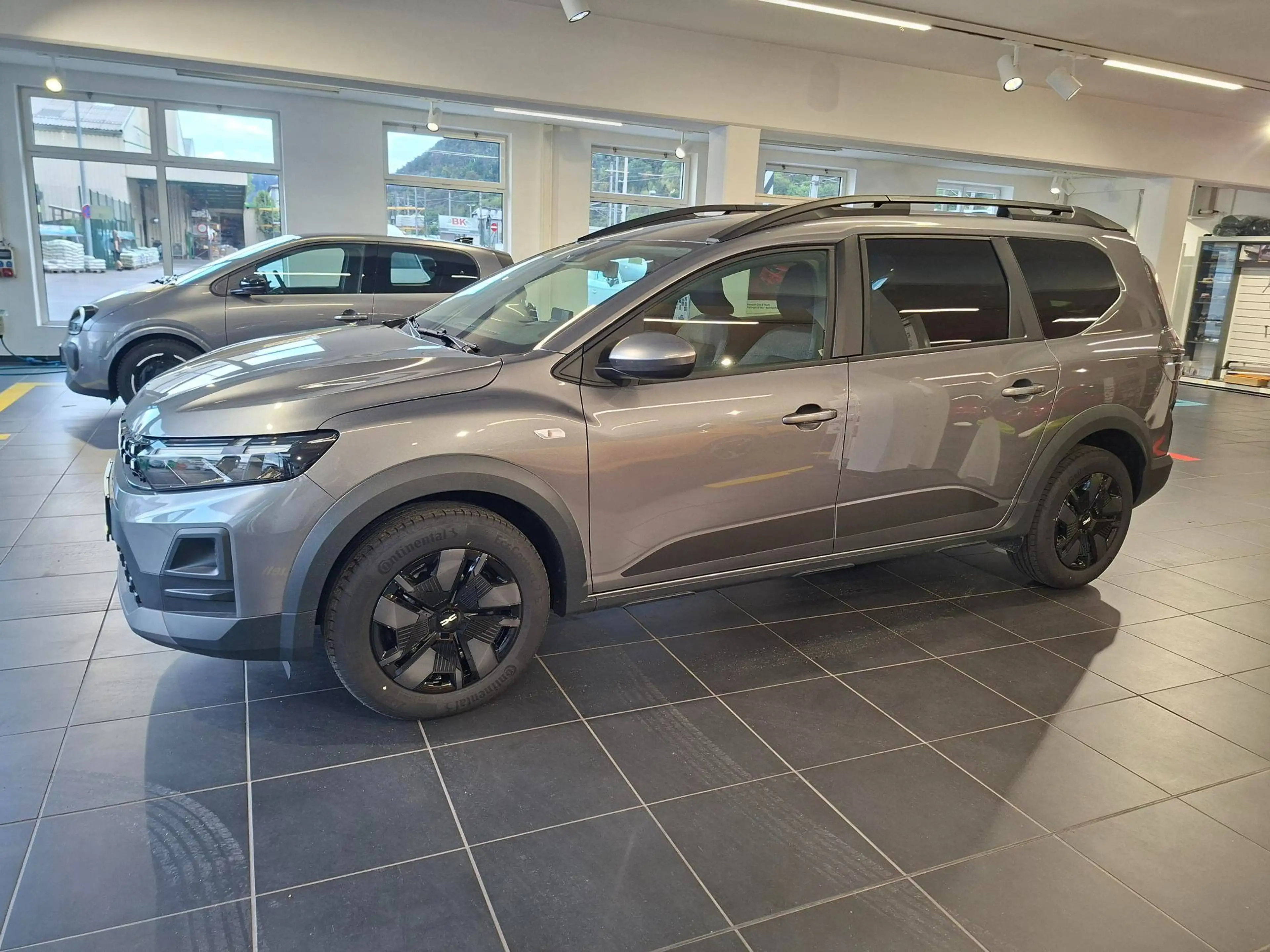 Dacia Jogger Expression TCe 110 PF 5-sitzig — photo 3