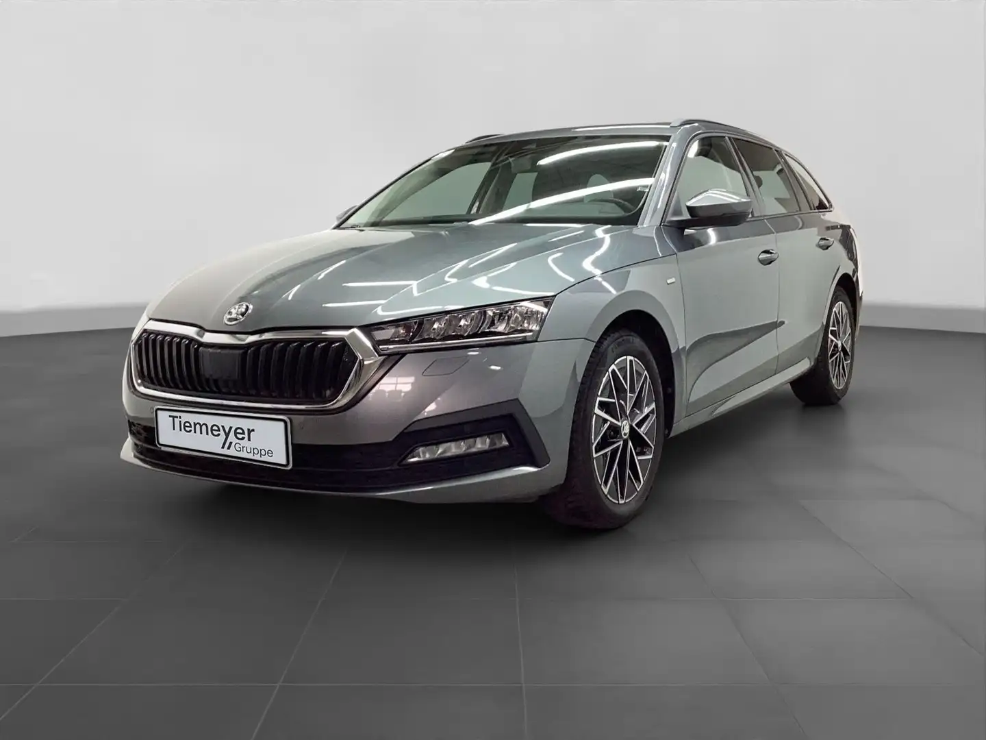 Skoda Octavia Combi 1.0 e-TEC DSG CLEVER LED LM17 AHK Grau - 2