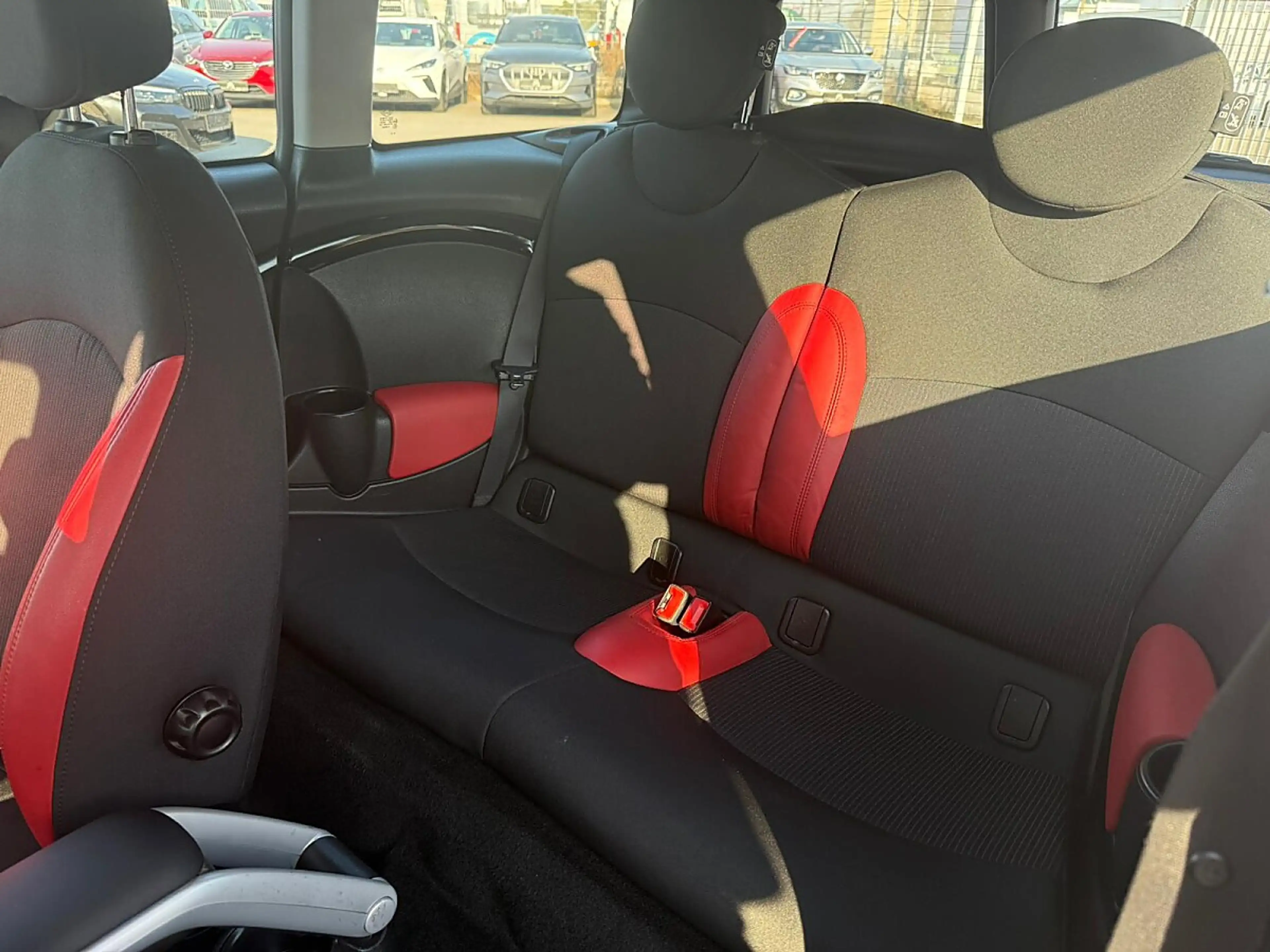 MINI Cooper D MINI COOPER D Austrian Chili — photo 8