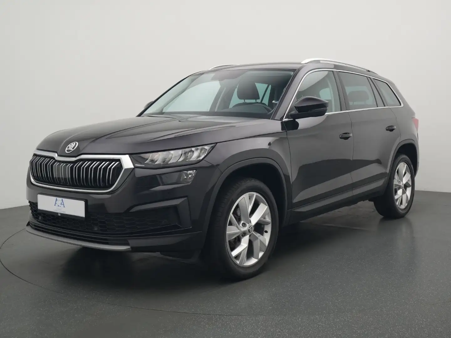 Skoda Kodiaq Style DSG APPS+AHK+RFKAM+TLEDER+SITZHZG Schwarz - 1