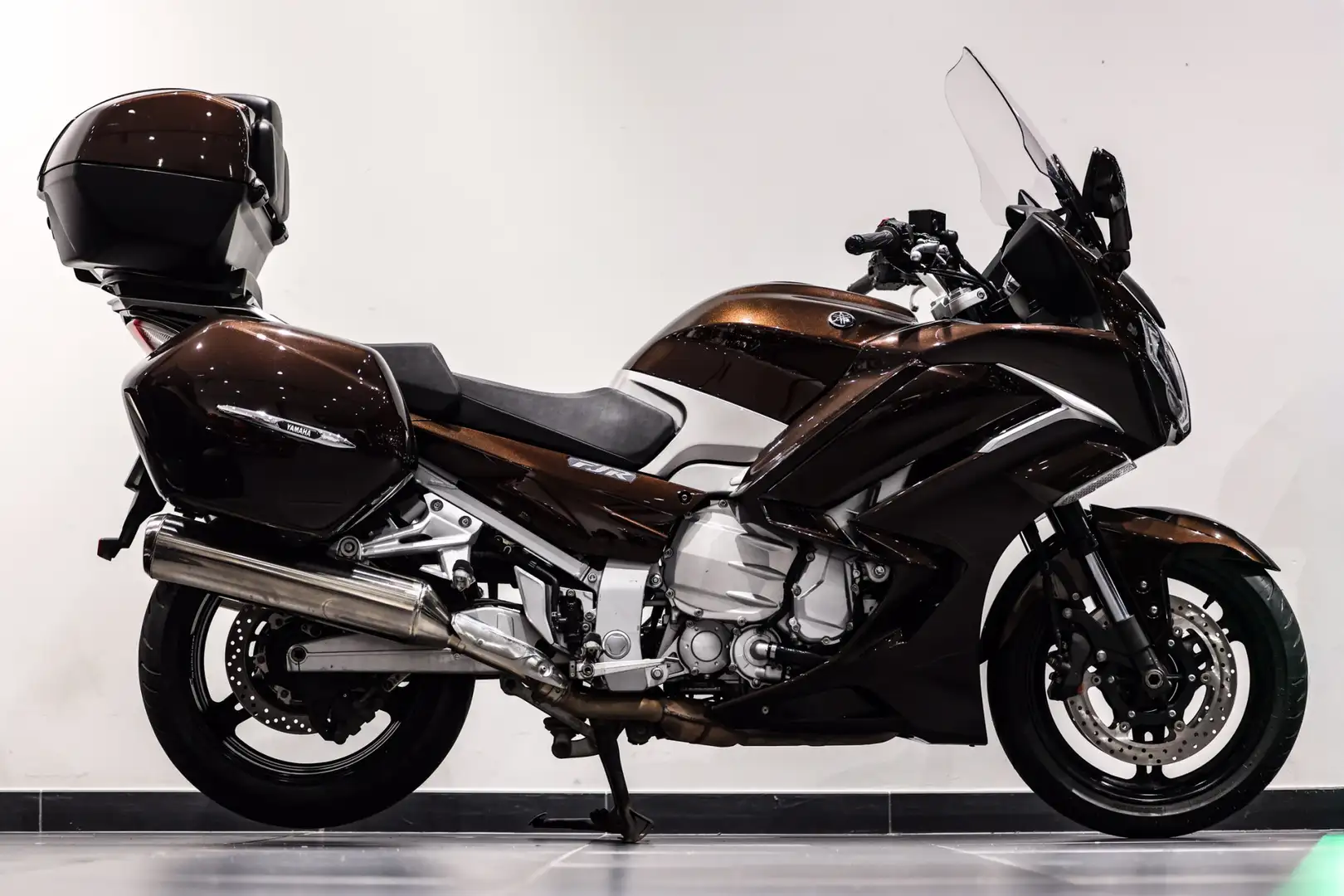 Yamaha FJR 1300 Marrón - 1