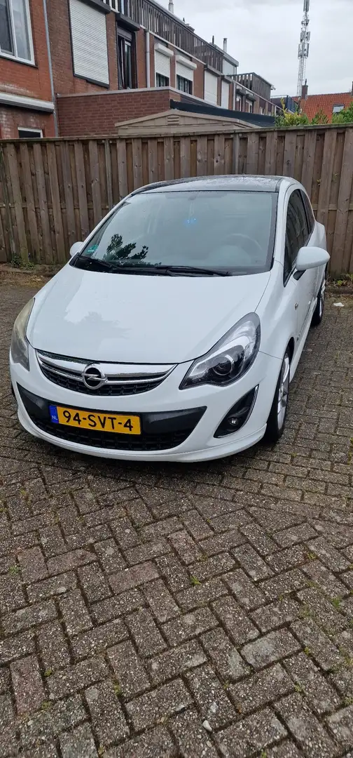 Opel Corsa 1.4 16V Color Edition Wit - 2