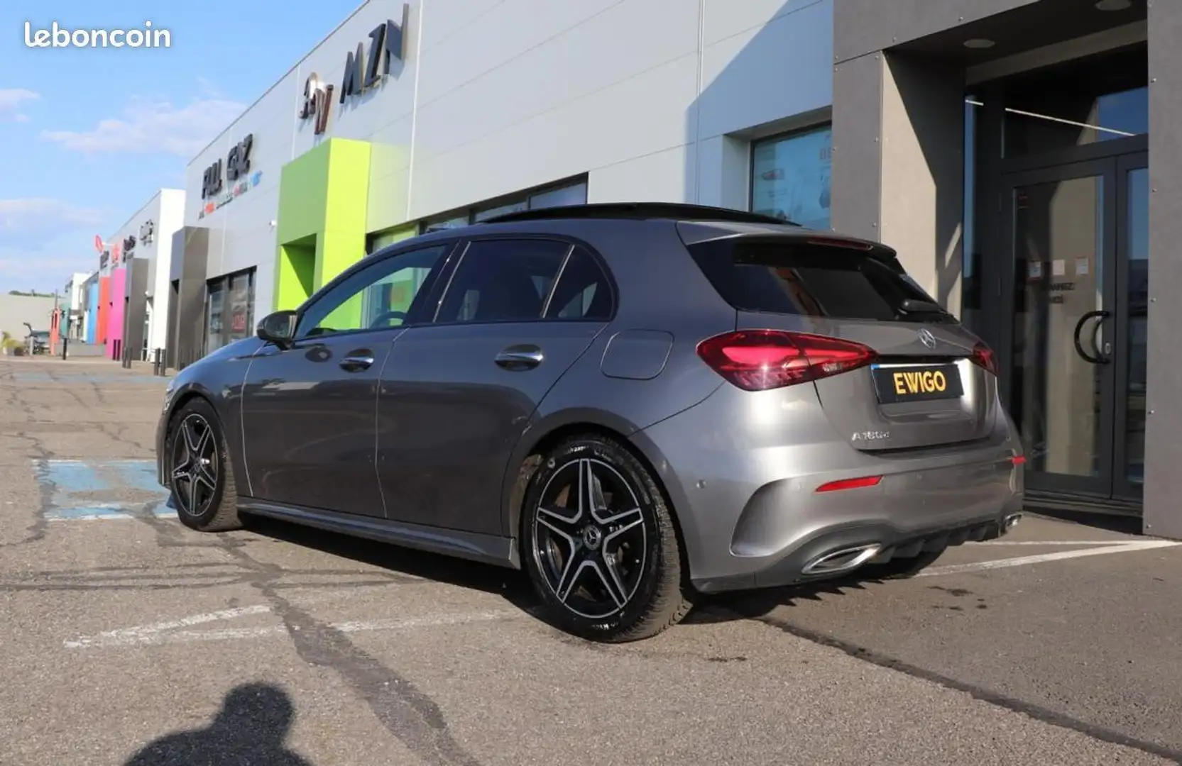 Mercedes-Benz A 180 Mercedes 180 2.0 D 116ch BVA TOIT OUVRANT CARPLAY Gris - 2