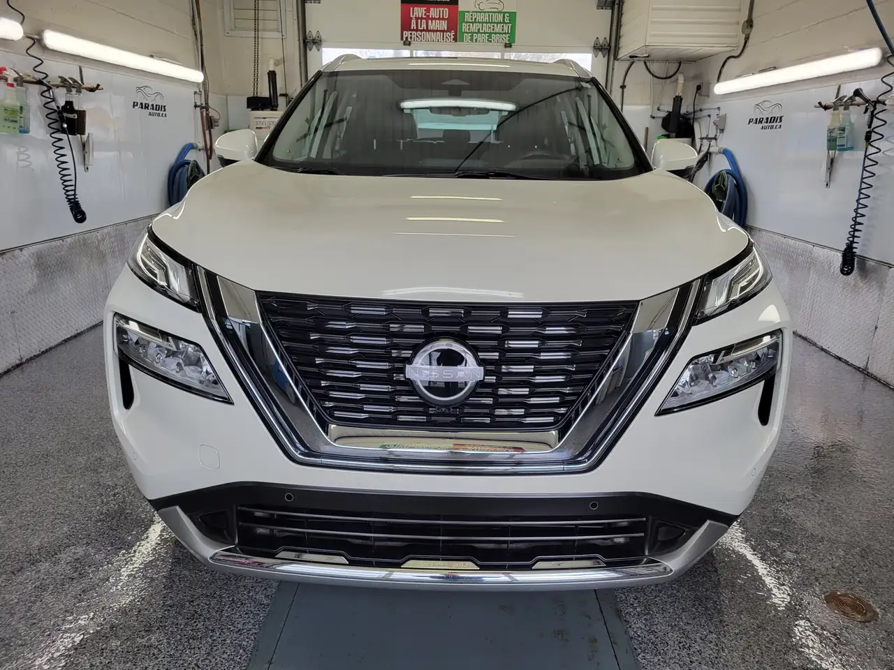 Nissan Rogue снимка Nissan Rogue