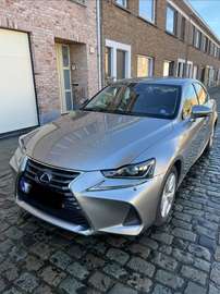 300h 2.5i Business E-CVT